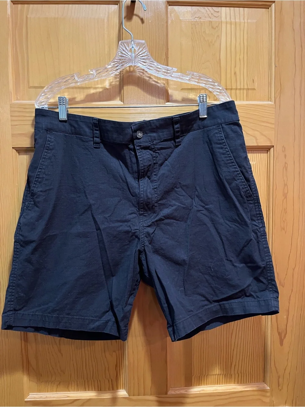 Lucky Brand Men's Flat Front Shorts in Navy
